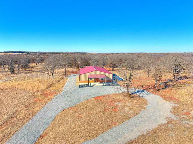 Photo 3 — 349076 E 840 RD Road, Stroud, OK 74079