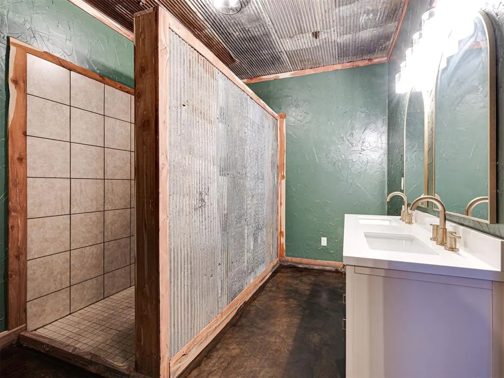 Photo 32 — 349076 E 840 RD Road, Stroud, OK 74079