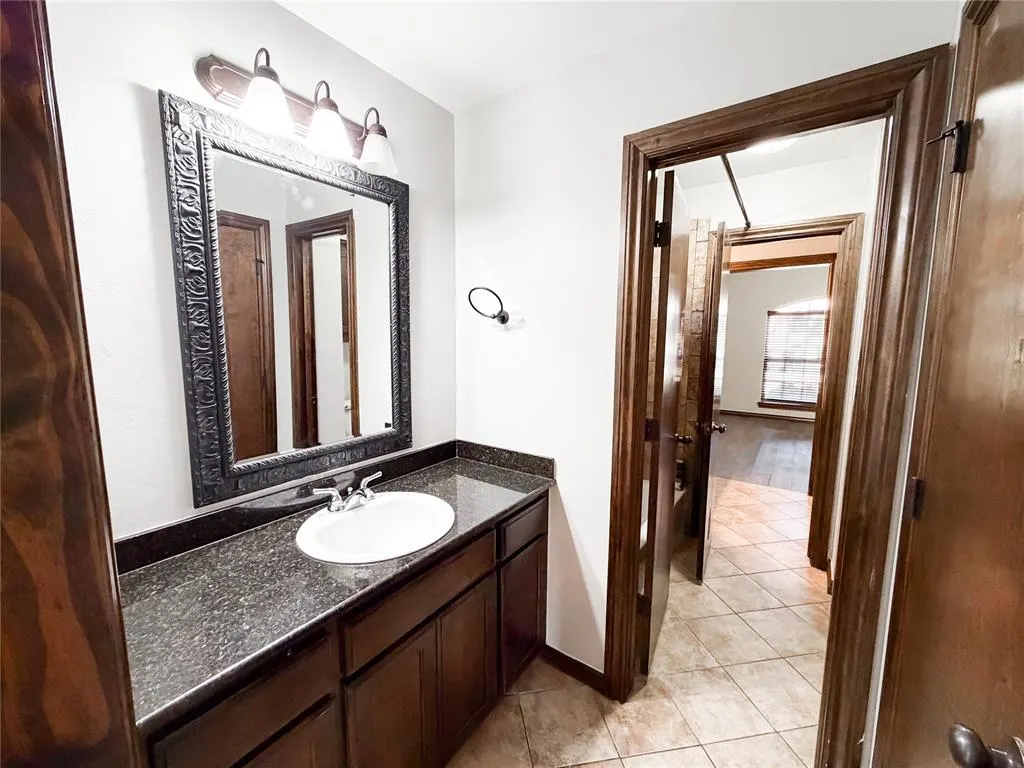 Photo 31 — 11909 Whitney Way, Oklahoma City, OK 73131