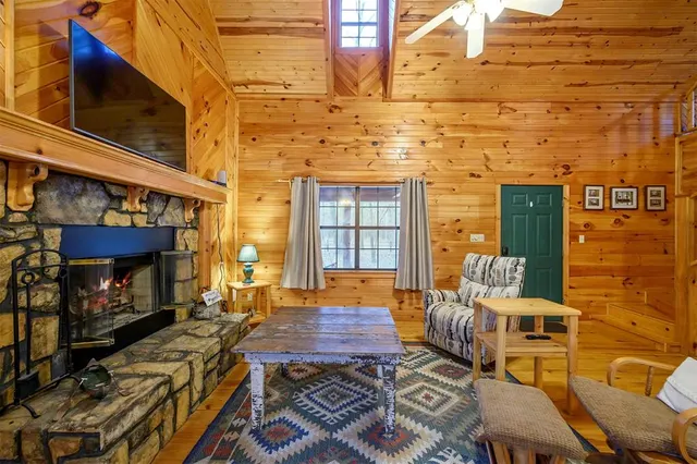 Photo 5 — 66 Laurel Branch Lane, Broken Bow, OK 74728
