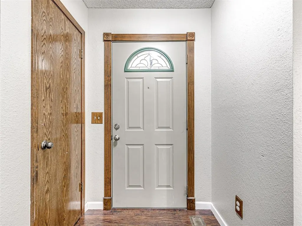 Photo 4 — 3712 Summerwind Avenue, Oklahoma City, OK 73179