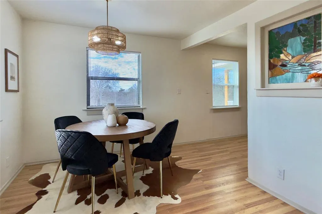 Photo 15 — 9710 Hillcrest Drive, Edmond, OK 73025