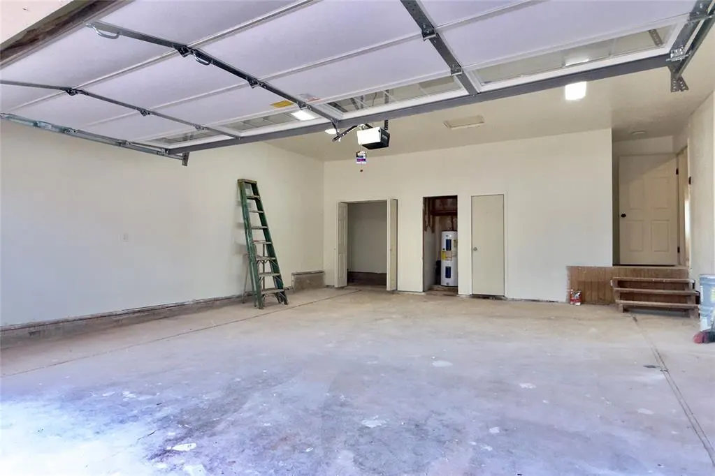 Photo 28 — 9710 Hillcrest Drive, Edmond, OK 73025