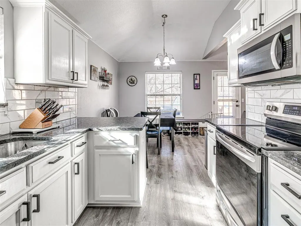 Photo 18 — 229 Spring Creek Road, Oklahoma City, OK 73117