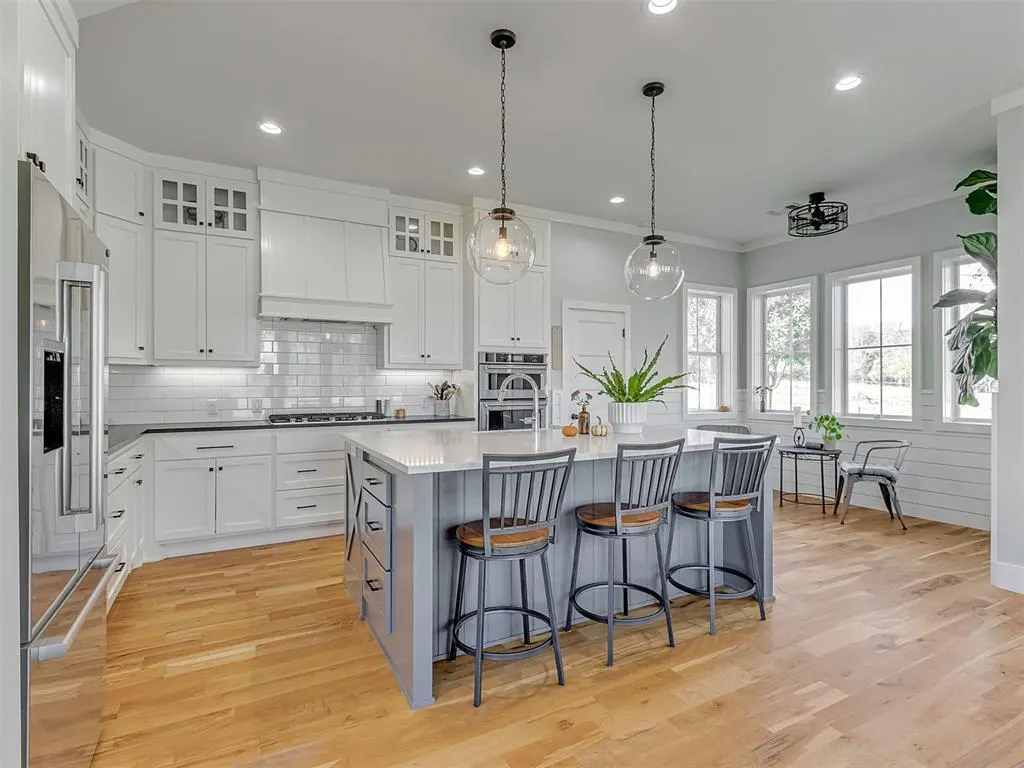 Photo 11 — 3600 NE 72nd Avenue, Norman, OK 73026