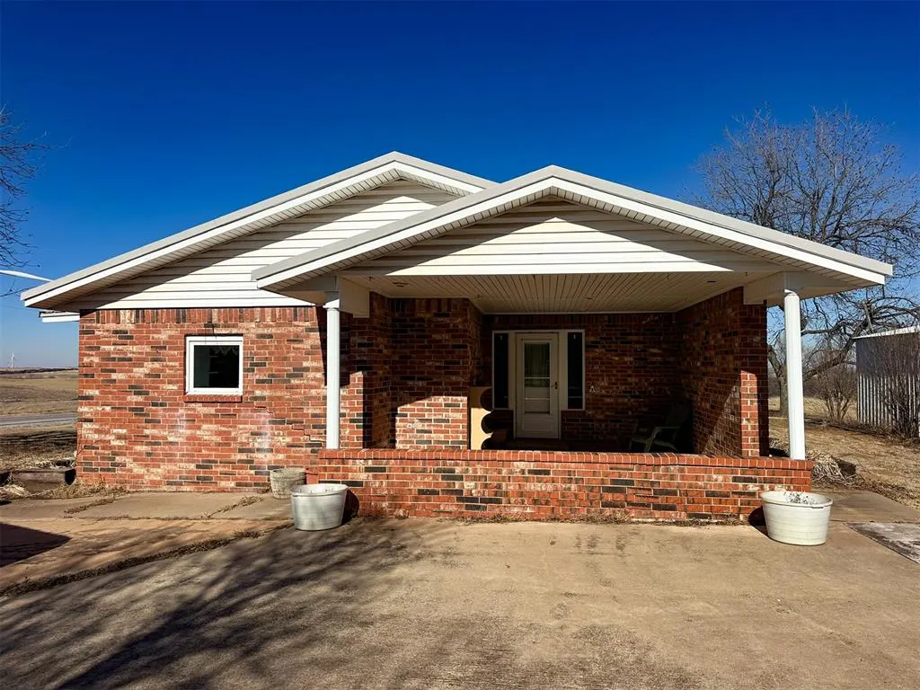 Photo 2 — 40001 Us Highway 281 Highway, Apache, OK 73006
