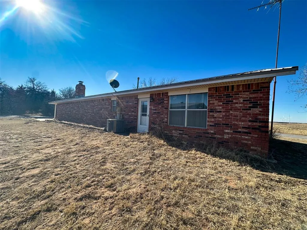 Photo 5 — 40001 Us Highway 281 Highway, Apache, OK 73006