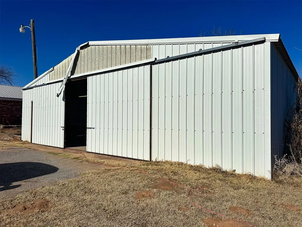 Photo 7 — 40001 Us Highway 281 Highway, Apache, OK 73006