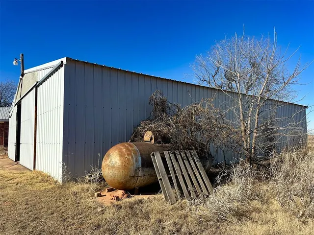 Photo 8 — 40001 Us Highway 281 Highway, Apache, OK 73006