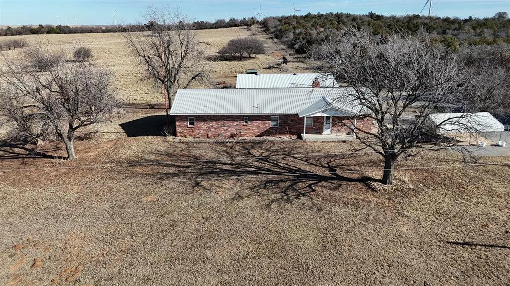 Photo 33 — 40001 Us Highway 281 Highway, Apache, OK 73006