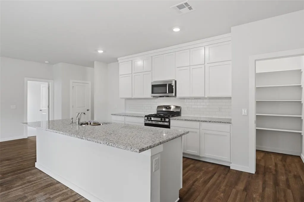 Photo 11 — 861 Stella Trail, Guthrie, OK 73044