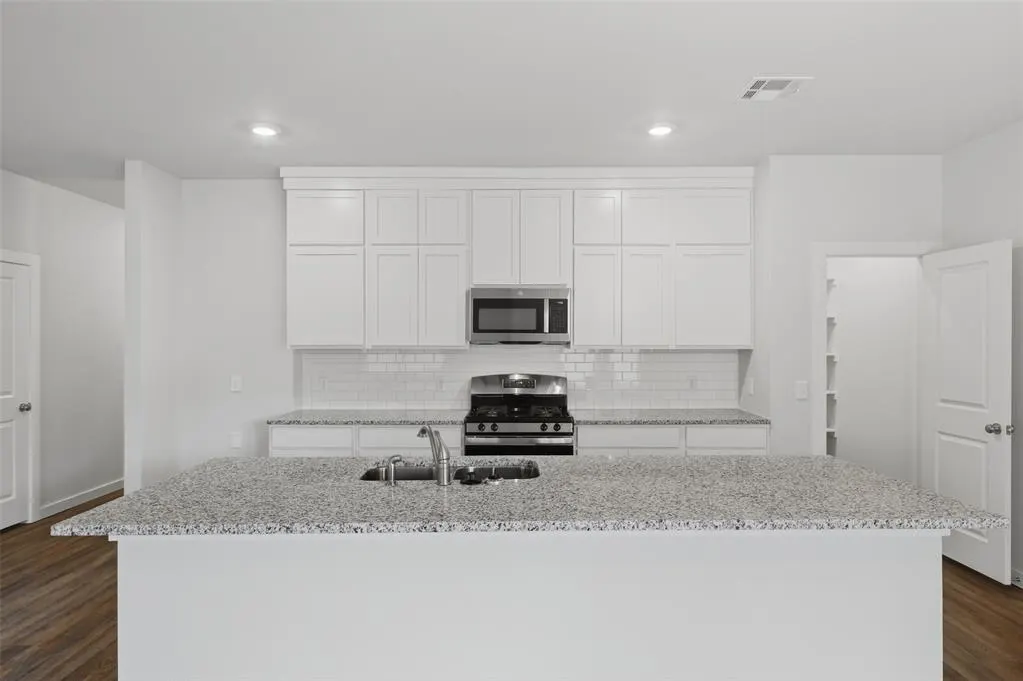 Photo 12 — 861 Stella Trail, Guthrie, OK 73044