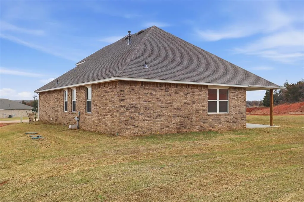 Photo 37 — 861 Stella Trail, Guthrie, OK 73044