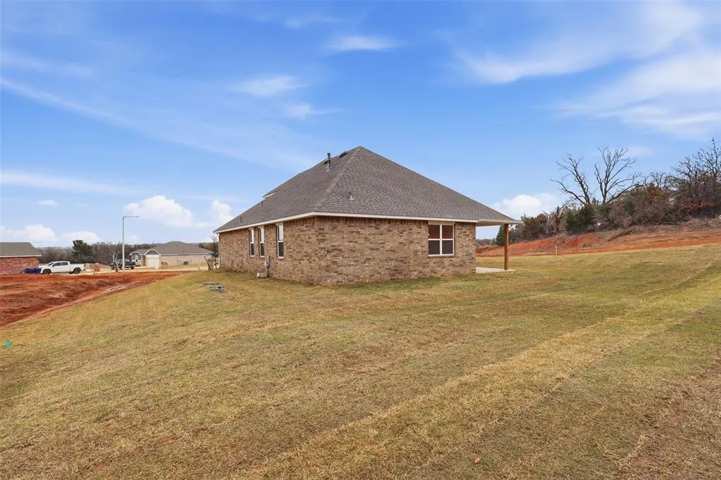 Photo 38 — 861 Stella Trail, Guthrie, OK 73044