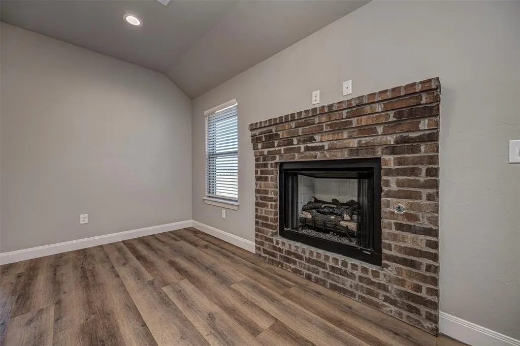 Photo 11 — 10637 SW 18 Street, Yukon, OK 73099