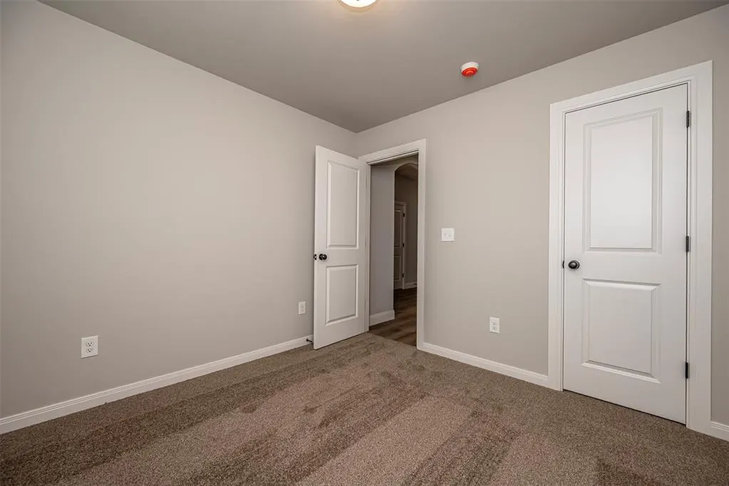 Photo 21 — 10637 SW 18 Street, Yukon, OK 73099