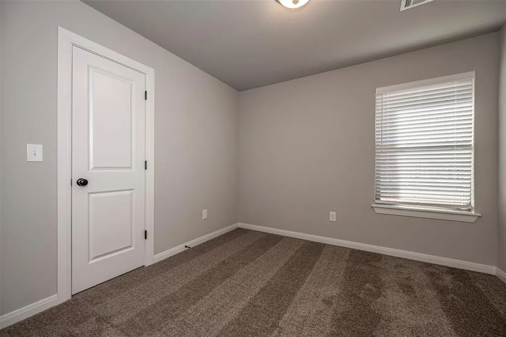 Photo 22 — 10637 SW 18 Street, Yukon, OK 73099