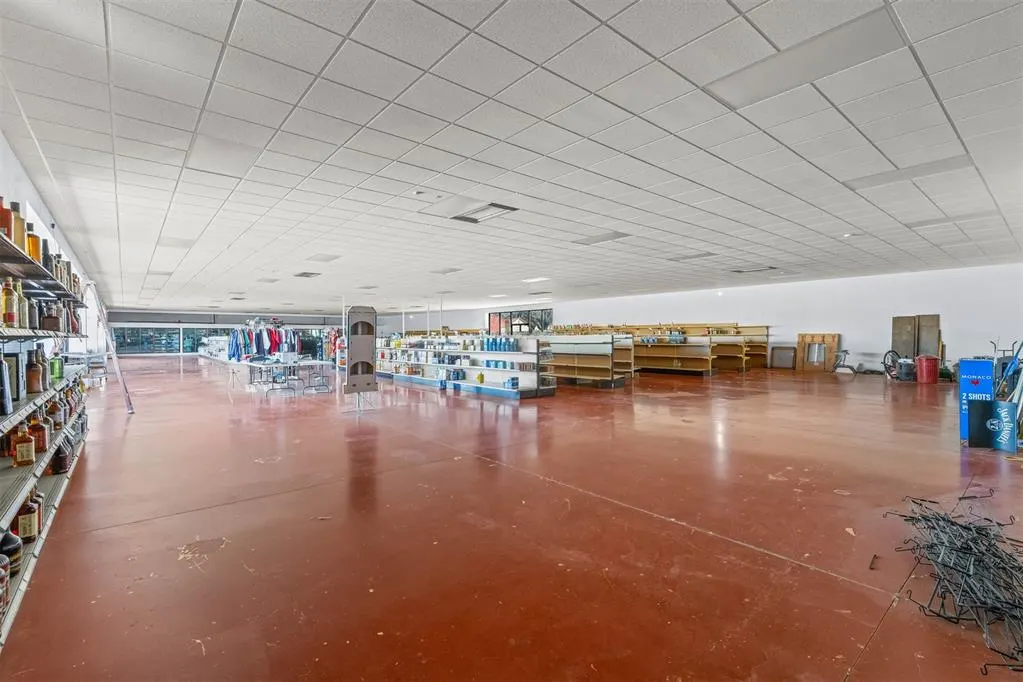 Photo 12 — 1523 Stewart Drive, Chickasha, OK 73018