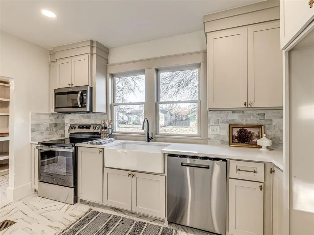 Photo 13 — 1901 W Cleveland Avenue, Guthrie, OK 73044
