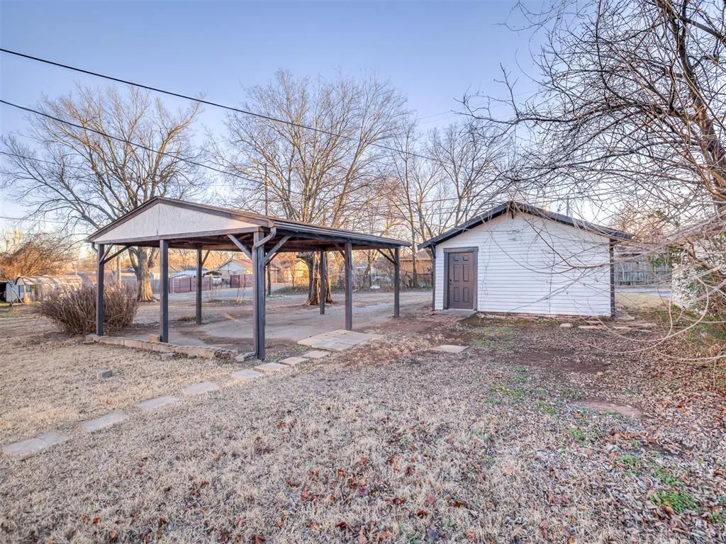 Photo 36 — 1901 W Cleveland Avenue, Guthrie, OK 73044