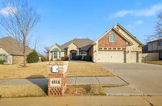 Sold home at 4816 Kelly Lakes Drive