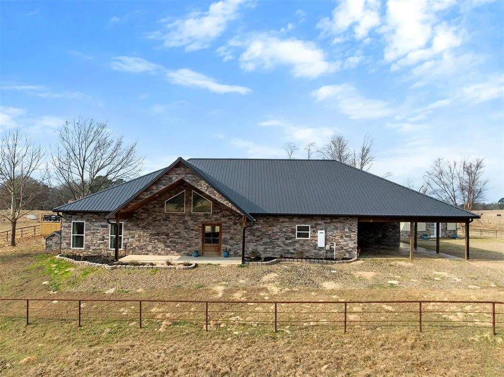 Photo 4 — 2539 Rhoden Road, Broken Bow, OK 74728