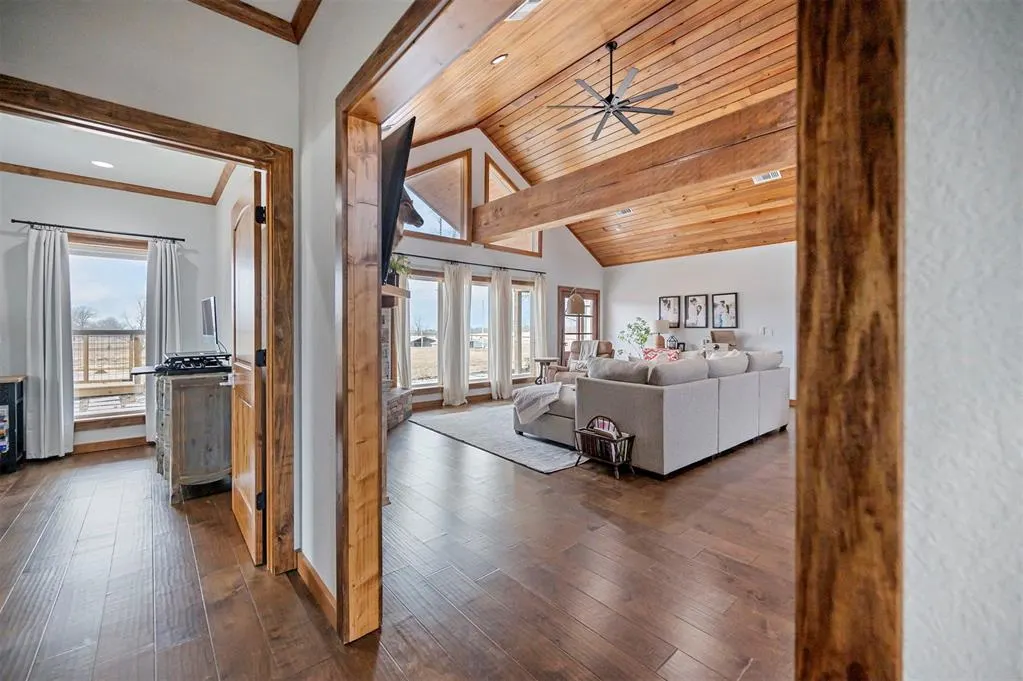 Photo 16 — 2539 Rhoden Road, Broken Bow, OK 74728