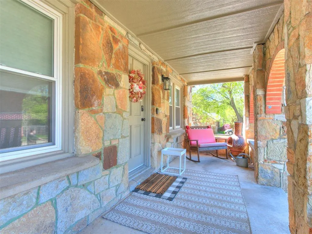 Photo 2 — 734 E Boyd Street, Norman, OK 73071