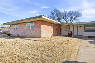 Sold home at 212 Iroquois Trail