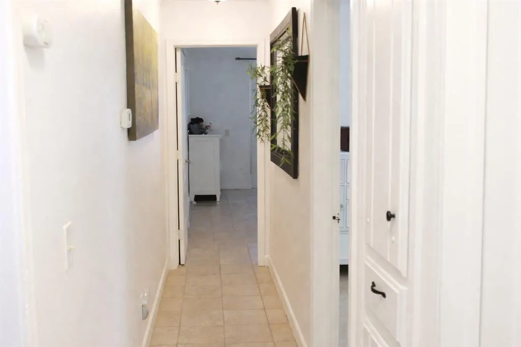 Photo 13 — 5616 Cloverlawn Drive, Oklahoma City, OK 73135
