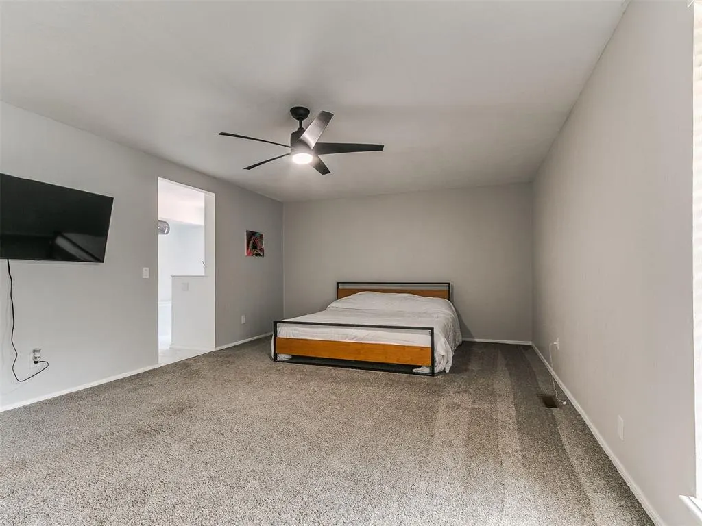 Photo 16 — 6112 Shaftsbury Road, Oklahoma City, OK 73132