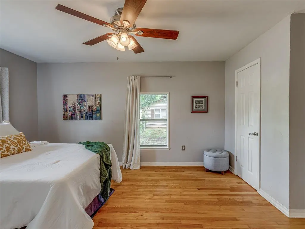 Photo 10 — 300 N Fretz Avenue, Edmond, OK 73003