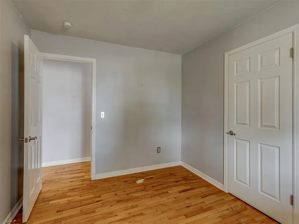 Photo 16 — 300 N Fretz Avenue, Edmond, OK 73003
