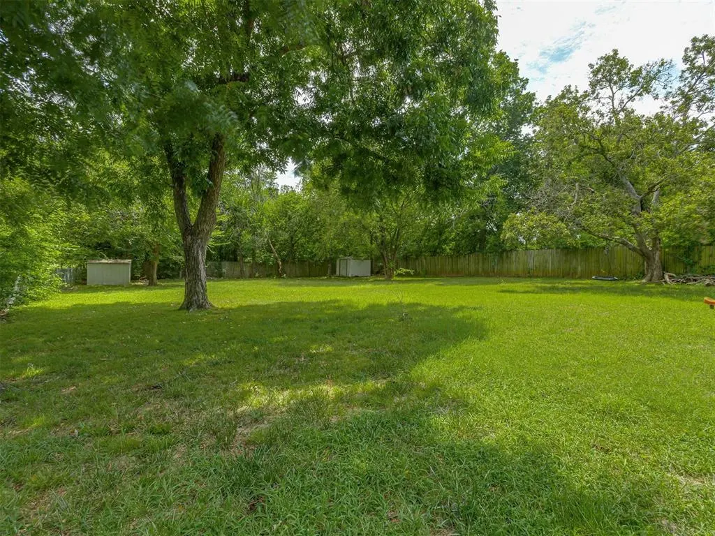 Photo 26 — 300 N Fretz Avenue, Edmond, OK 73003