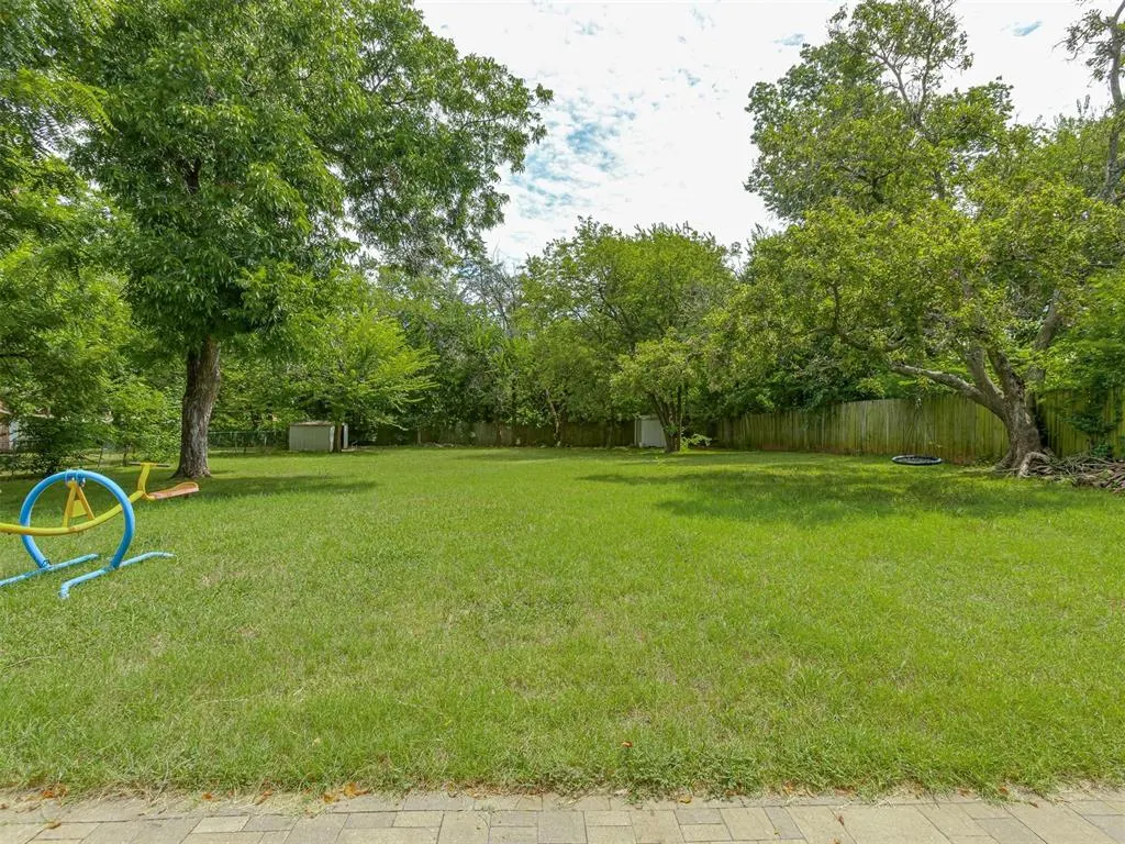 Photo 29 — 300 N Fretz Avenue, Edmond, OK 73003
