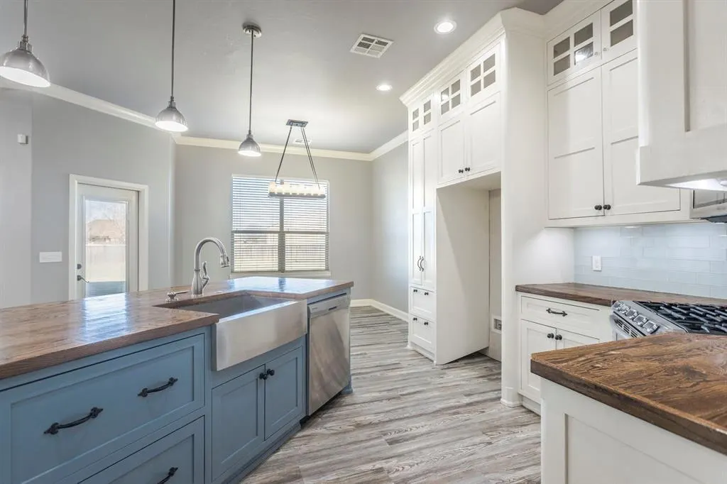 Photo 9 — 221 Stephany Drive, Piedmont, OK 73078