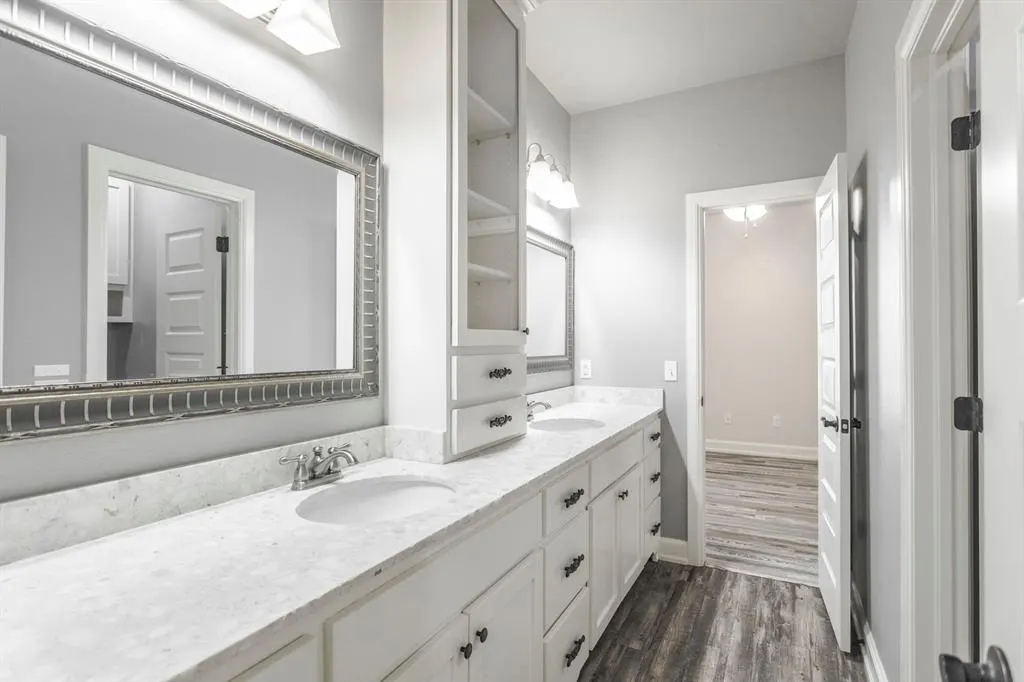 Photo 16 — 221 Stephany Drive, Piedmont, OK 73078