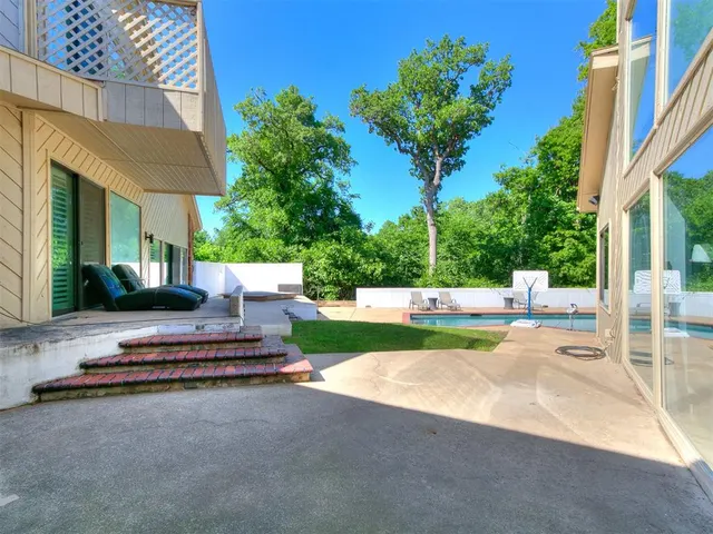 Photo 3 — 913 Oak Tree Drive, Edmond, OK 73025