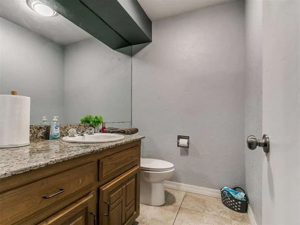 Photo 26 — 913 Oak Tree Drive, Edmond, OK 73025