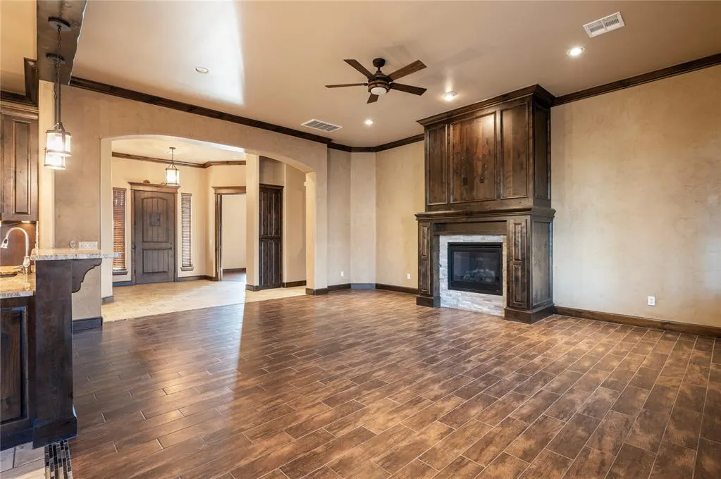 Photo 9 — 11809 Dunbar Court, Oklahoma City, OK 73162