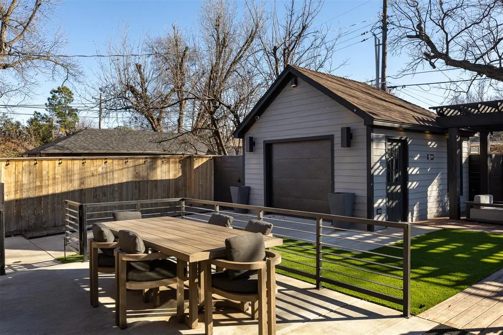 Photo 46 — 216 NW 33rd Street, Oklahoma City, OK 73118