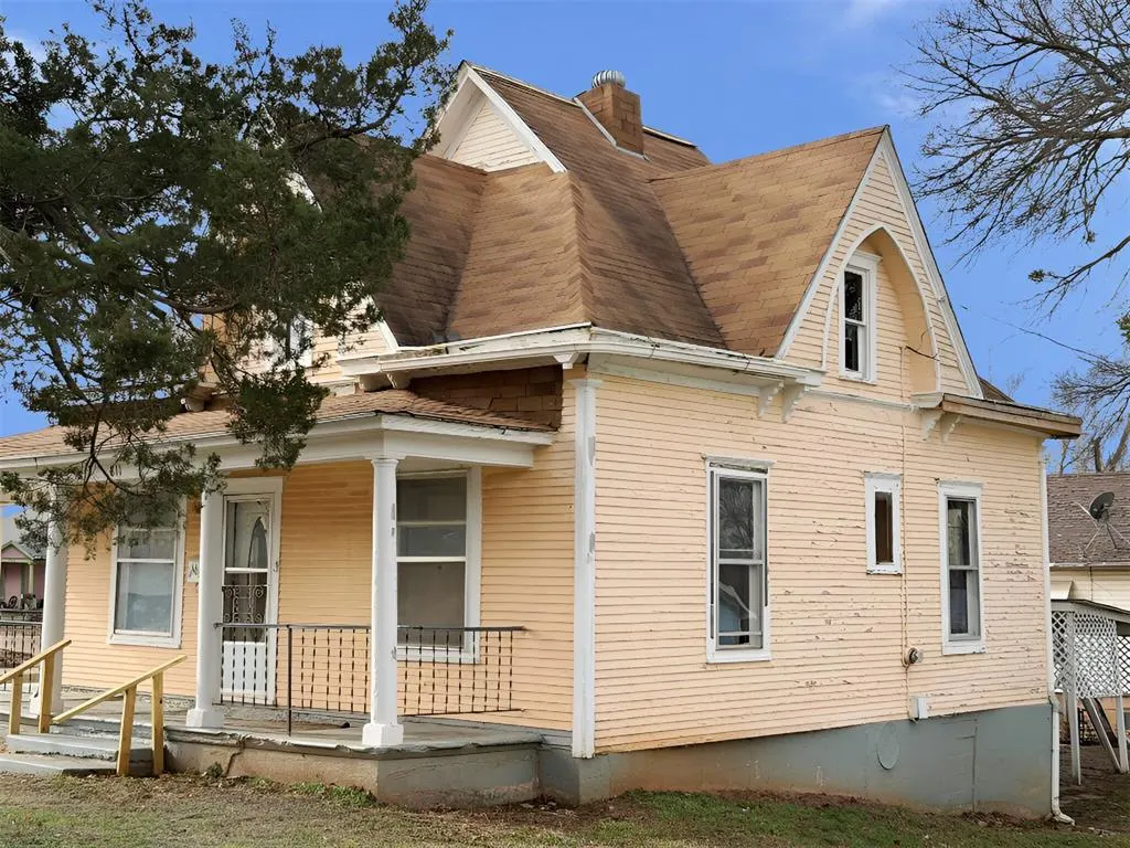 Photo 2 — 811 7th Street, Pawnee, OK 74058