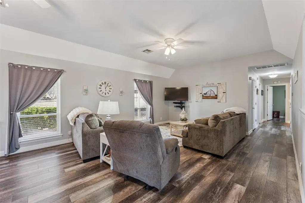 Photo 7 — 343753 Jeanne Creek Road, Meeker, OK 74855
