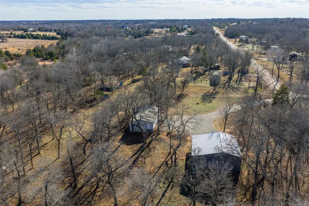 Photo 8 — 19573 W Juanita Lane, Tecumseh, OK 74873