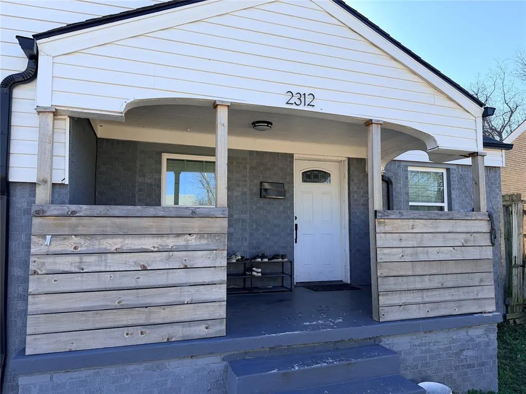 Photo 2 — 2312 Cashion Place, Oklahoma City, OK 73112