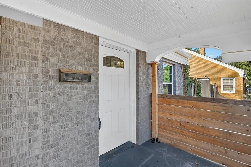 Photo 2 — 2312 Cashion Place, Oklahoma City, OK 73112