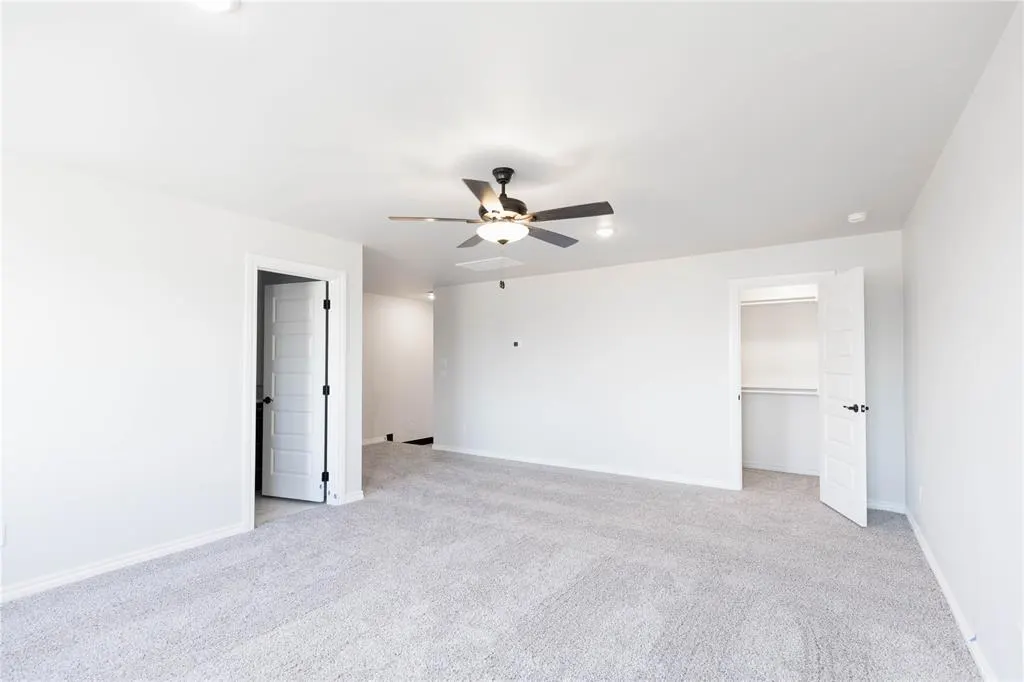 Photo 16 — 9213 NW 86th Street, Yukon, OK 73099