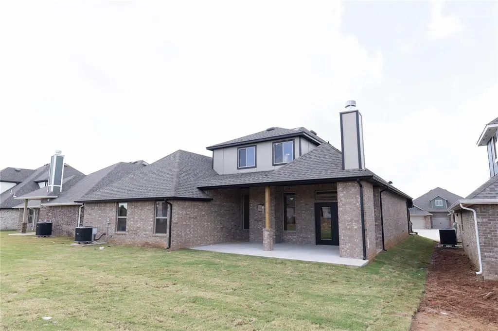 Photo 23 — 9213 NW 86th Street, Yukon, OK 73099