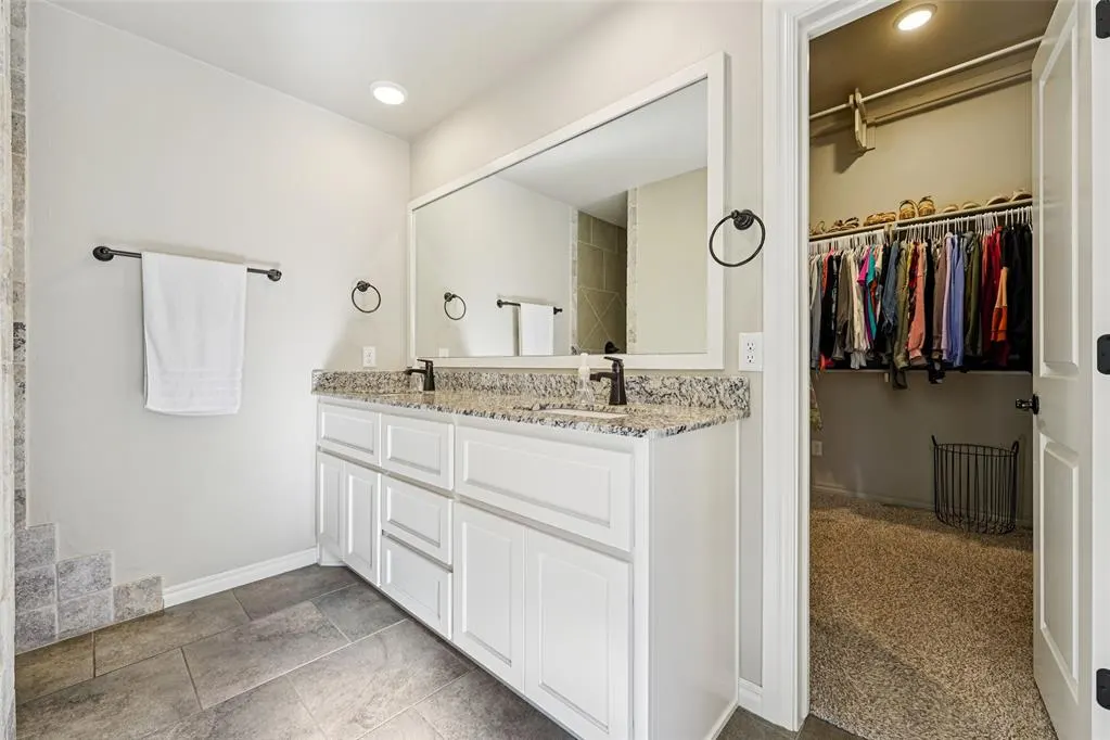 Photo 19 — 1405 N Storybrook Terrace, Mustang, OK 73064
