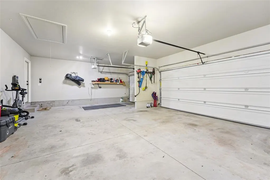 Photo 33 — 1405 N Storybrook Terrace, Mustang, OK 73064